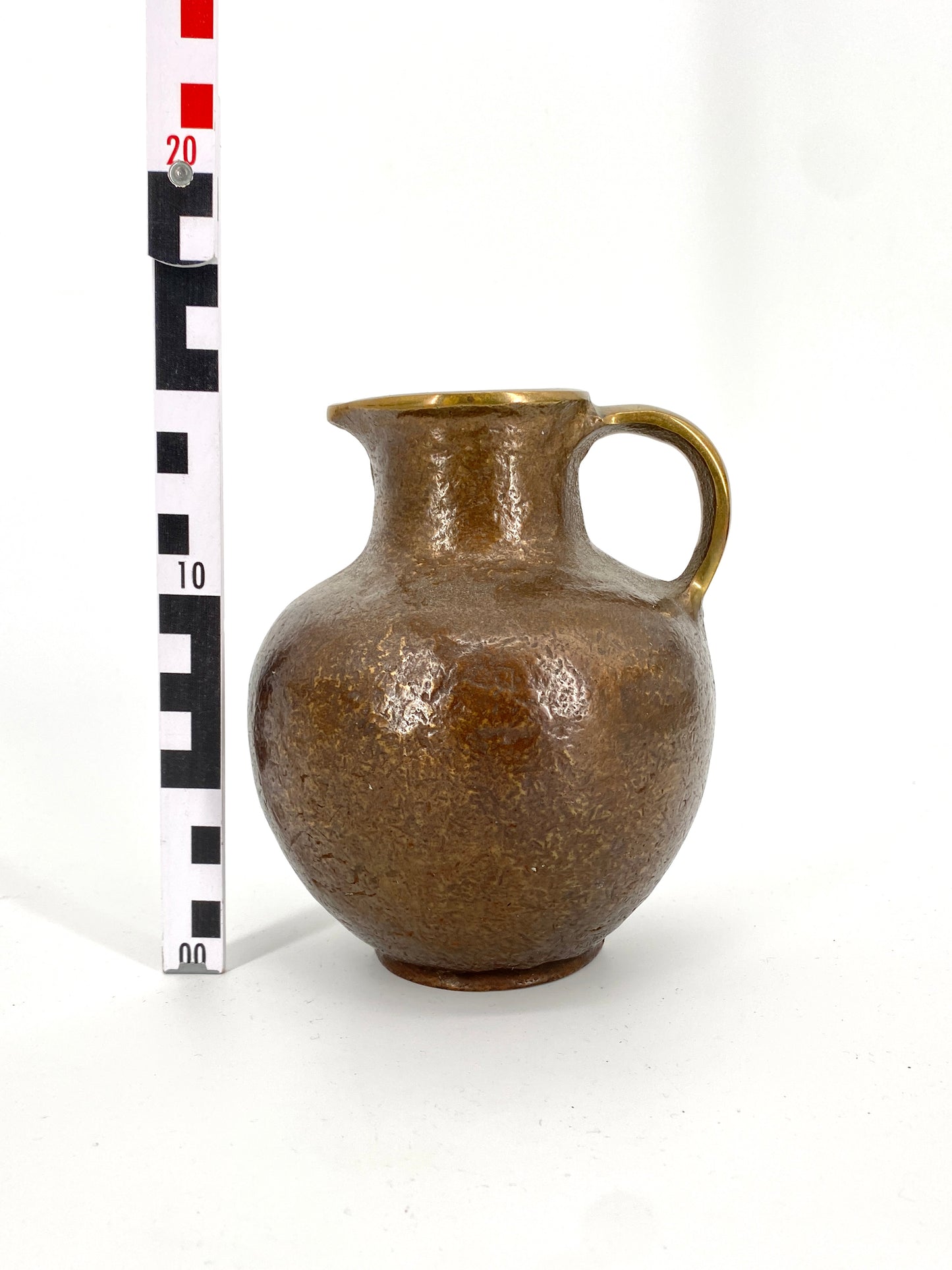 Krug oder Henkelvase aus massiver Bronze von Horst Dalbeck, 60/70er Jahre