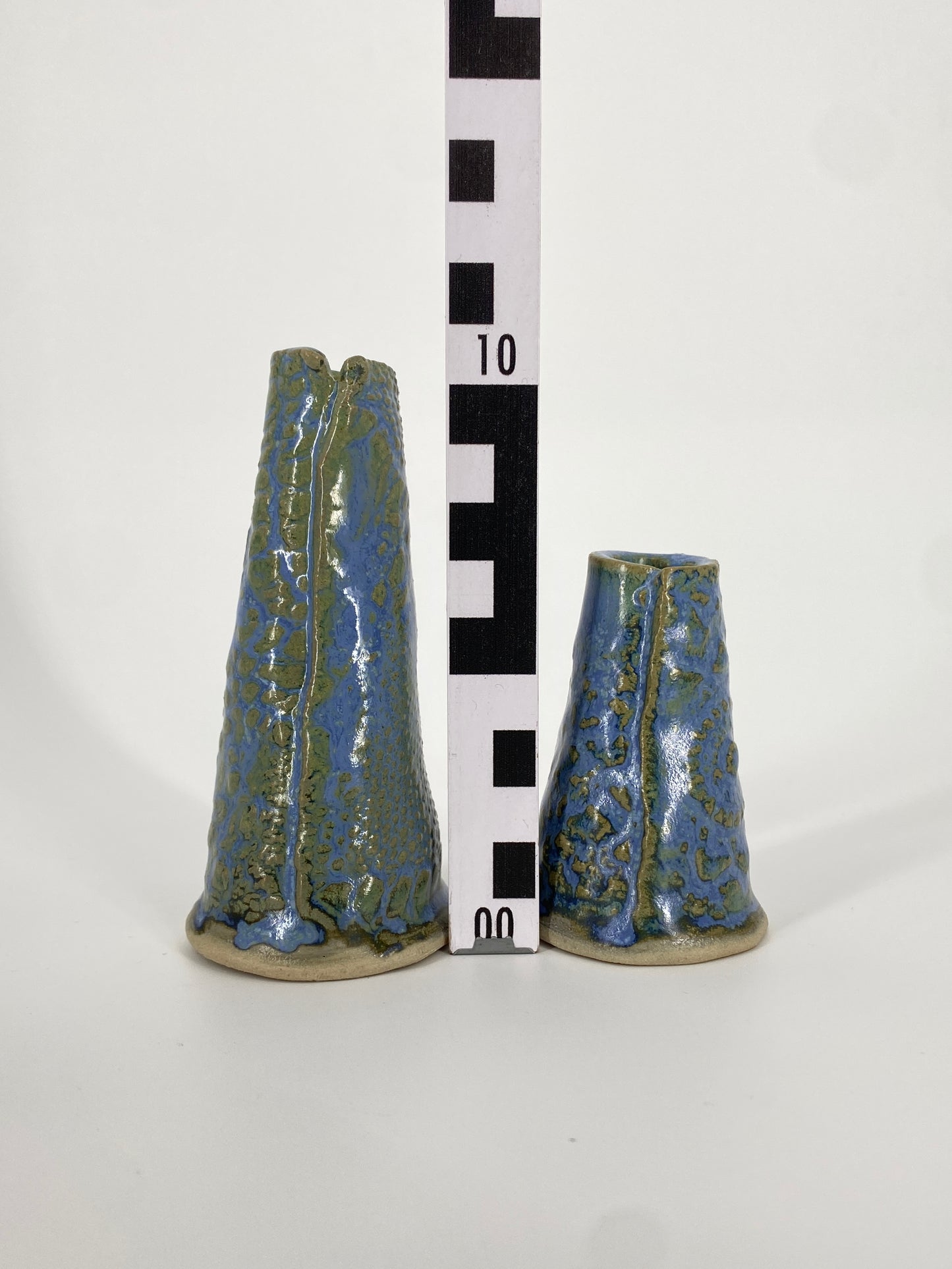 2x organische mini Keramik Vasen