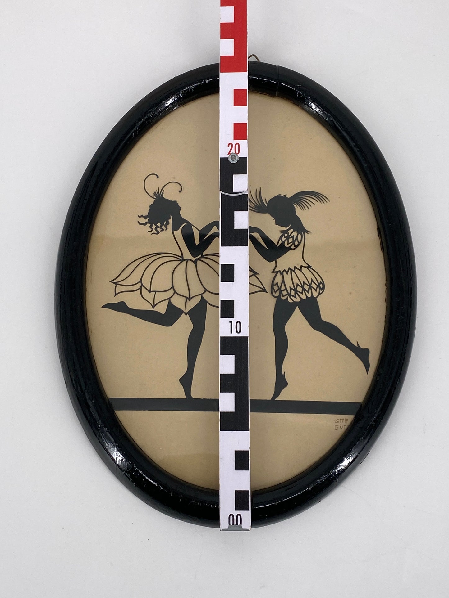 2 Scherenschnitte von Lotte Gützlaff, tanzende Silhouetten, Berlin, 20er