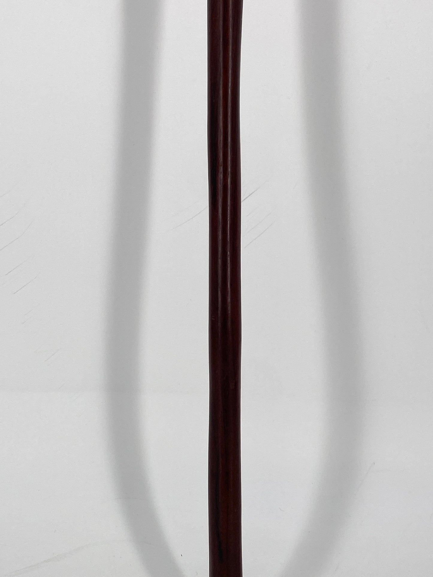 Gehstock aus Edelholz, mit gedrechselten Details