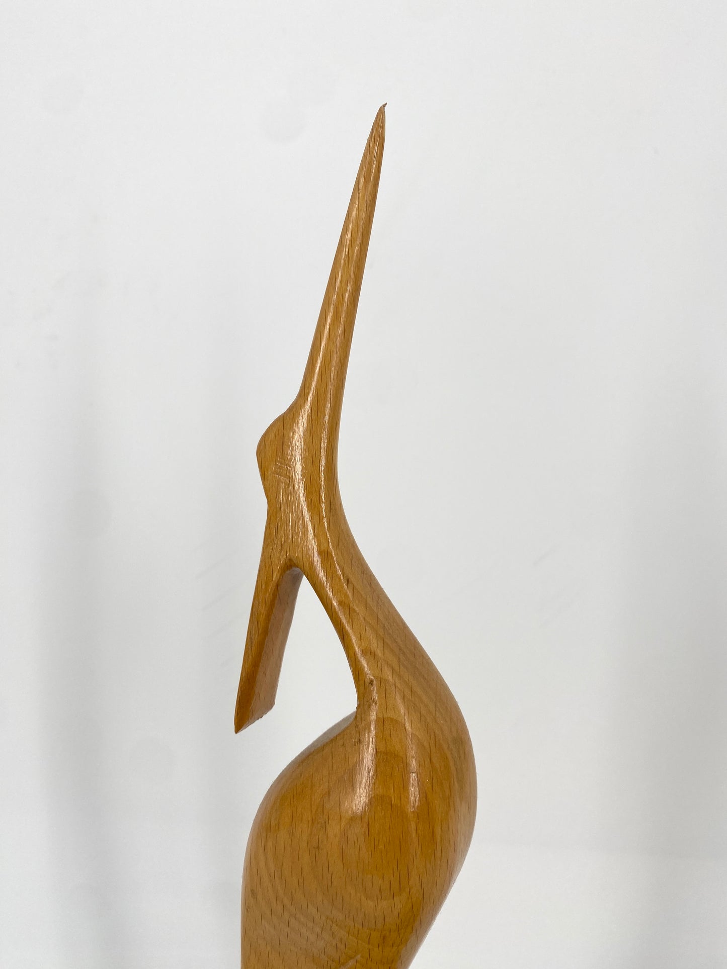 Mid Century Design Kranichfigur aus hellem Holz, Deutschland 1950er