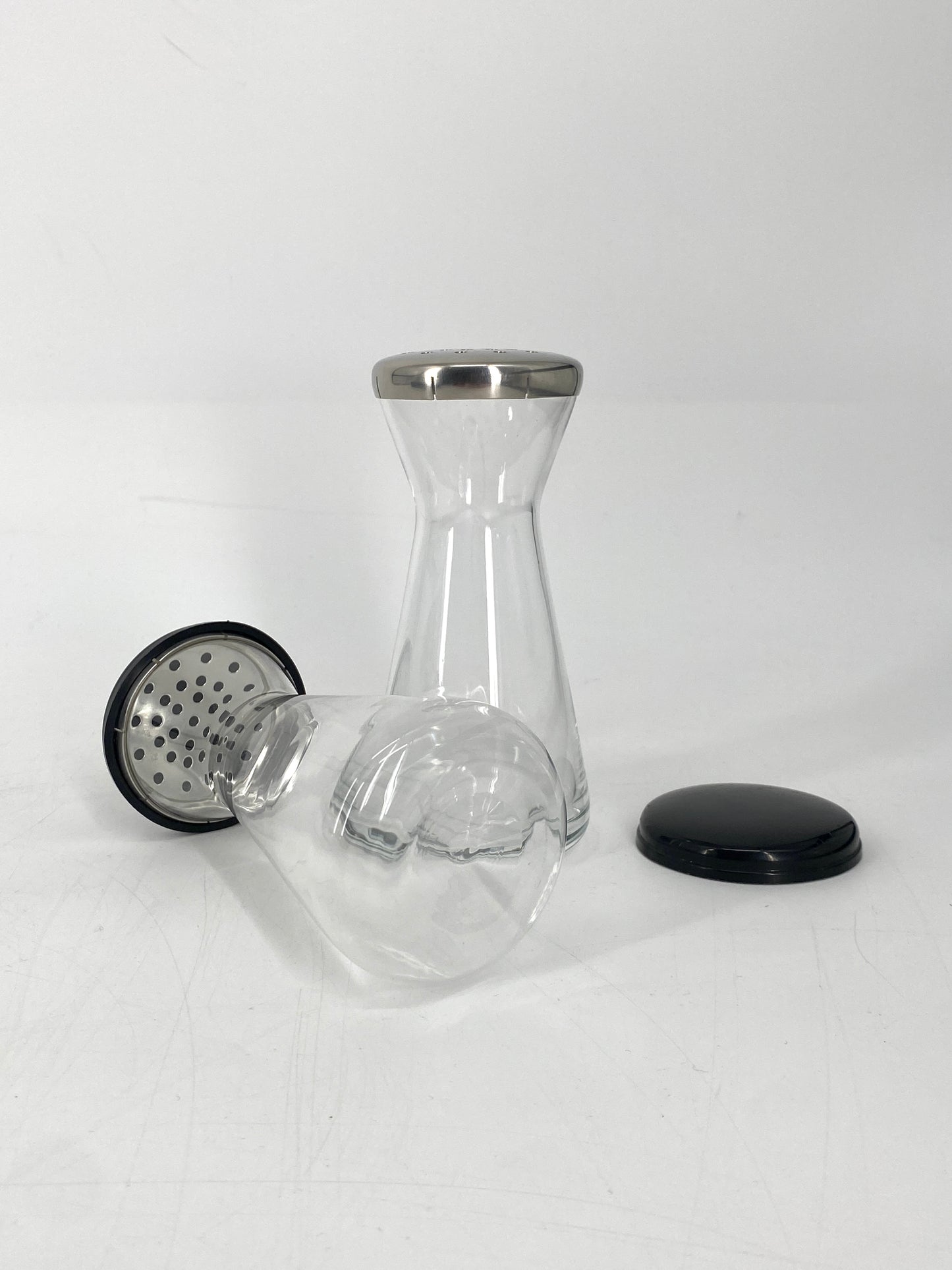 2 Streuer von Wilhelm Wagenfeld für WMF, Deutschland, 1950er