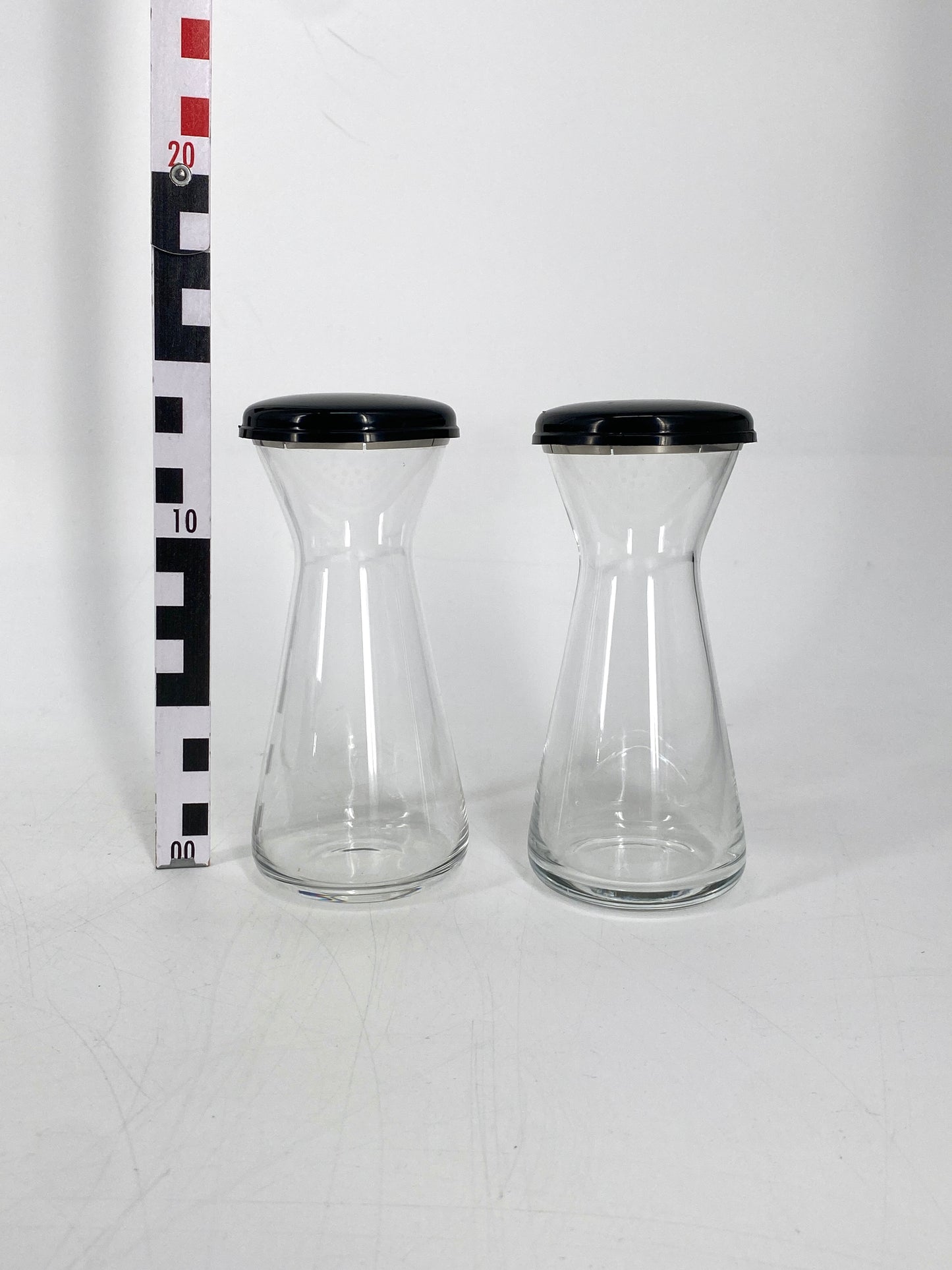 2 Streuer von Wilhelm Wagenfeld für WMF, Deutschland, 1950er