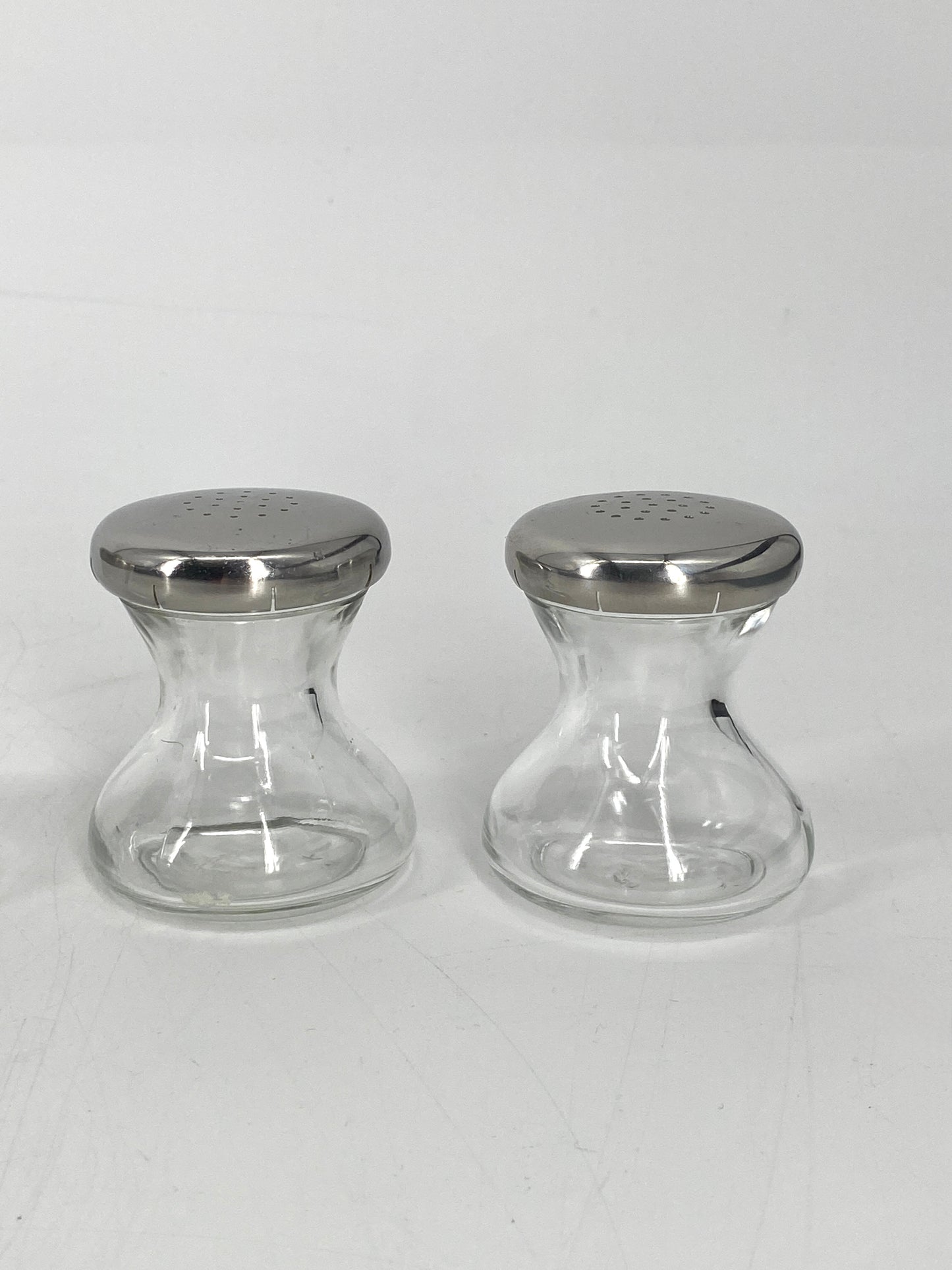 2 kleine Streuer von Wilhelm Wagenfeld für WMF, Deutschland, 1950er