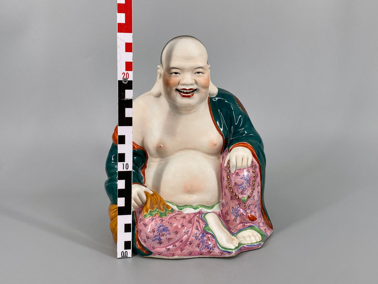 Porzellanfigur des lachenden Buddah "Buddai", China, um 1900