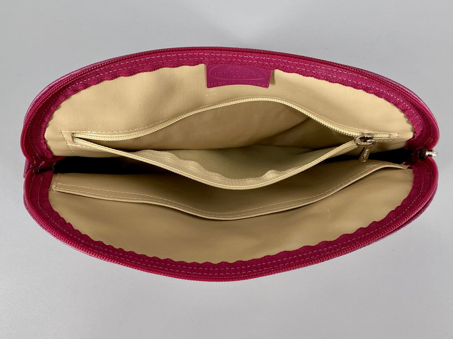 "Le Foulonné" Kulturbeutel von Longchamp aus Leder, Frankreich, vintage
