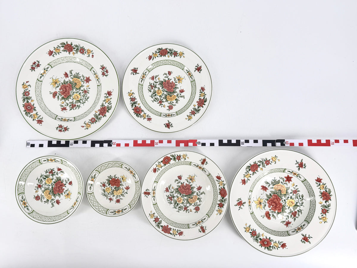 3x Sets Villeroy & Boch, Summerday Porzellan Service.