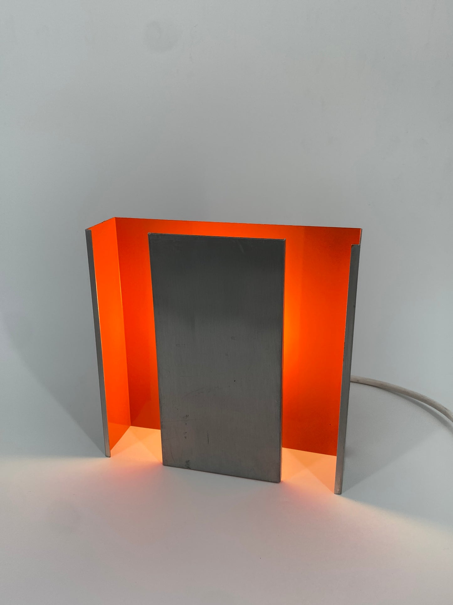 Wandlampe im Stil von Staff, Space Age, 1970er Jahre, Orange, Aluminium