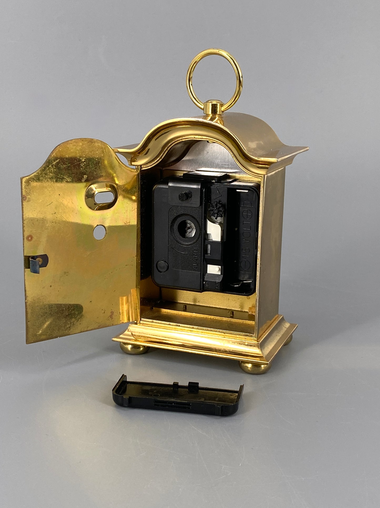 Goldene Quartz Tischuhr von Schmid mit Tragegriff