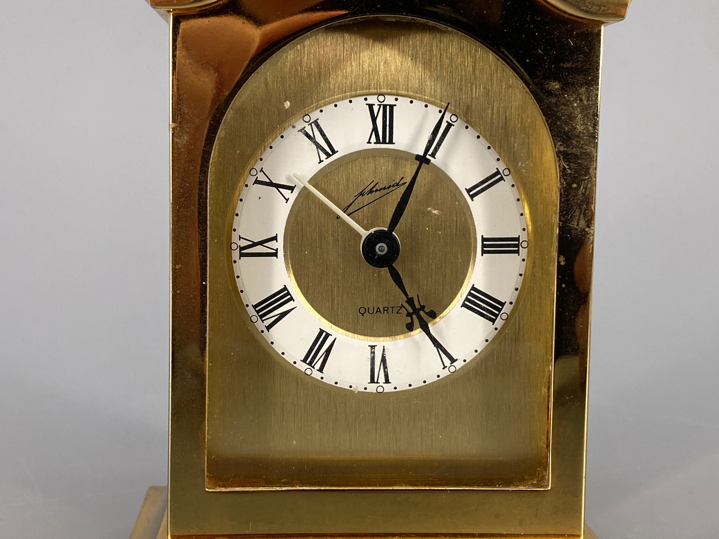 Goldene Quartz Tischuhr von Schmid mit Tragegriff