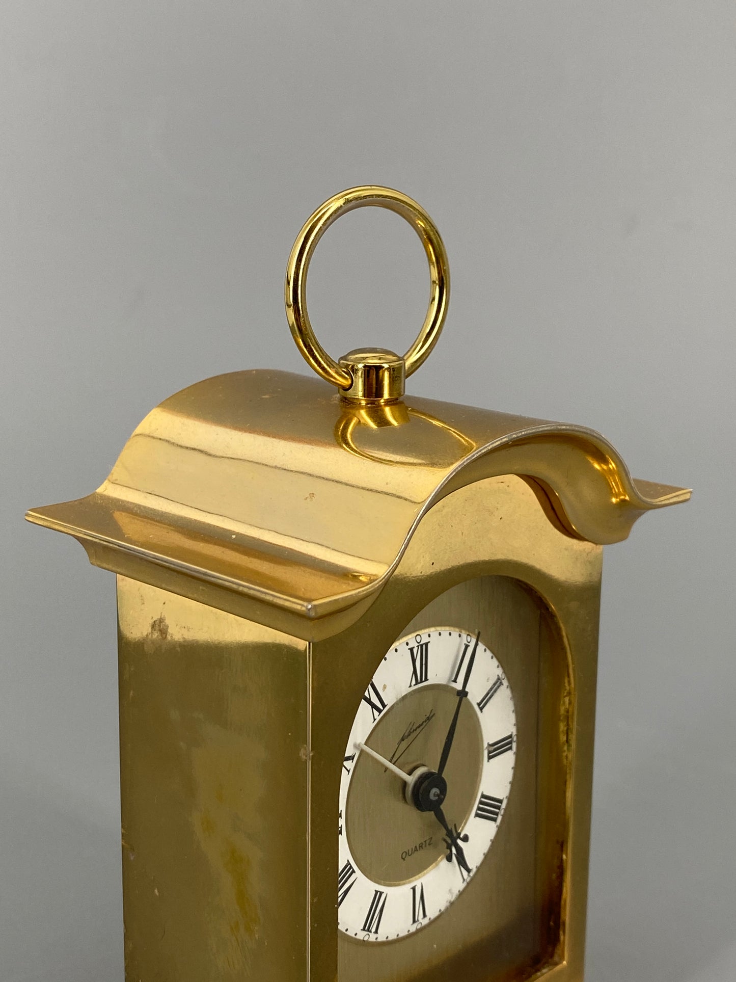Goldene Quartz Tischuhr von Schmid mit Tragegriff