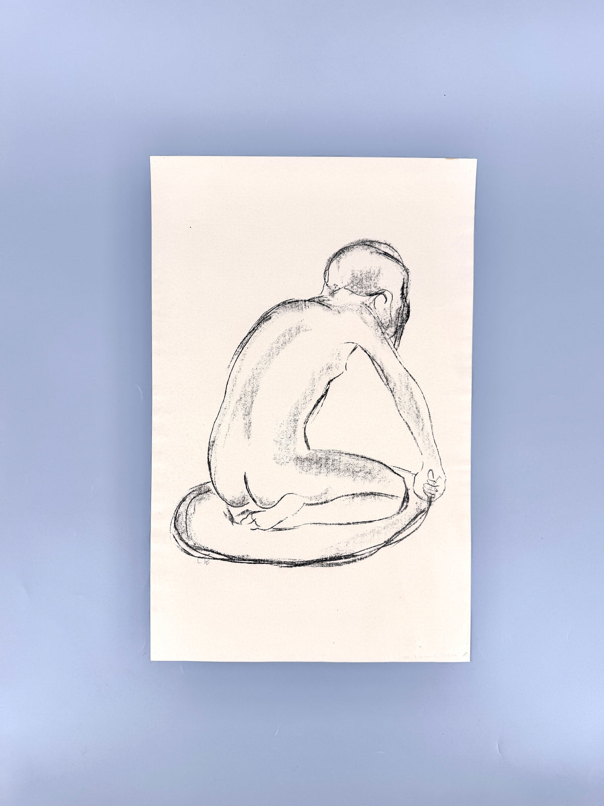 Kunstdruck Kohlezeichnung, Sitzender Knabe.
