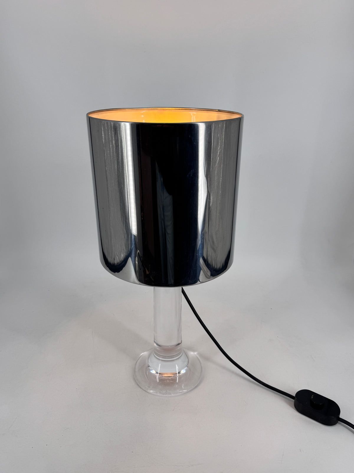 Stehlampe Harvey Guzzini - Lucite. Italien, 70er Jahre