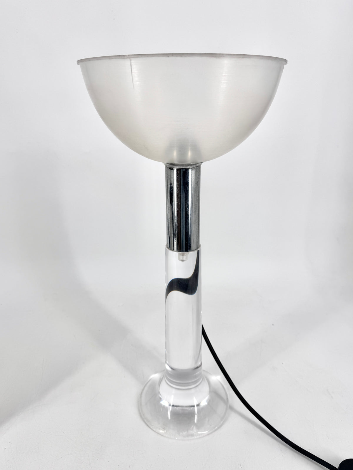 Stehlampe Harvey Guzzini - Lucite. Italien, 70er Jahre